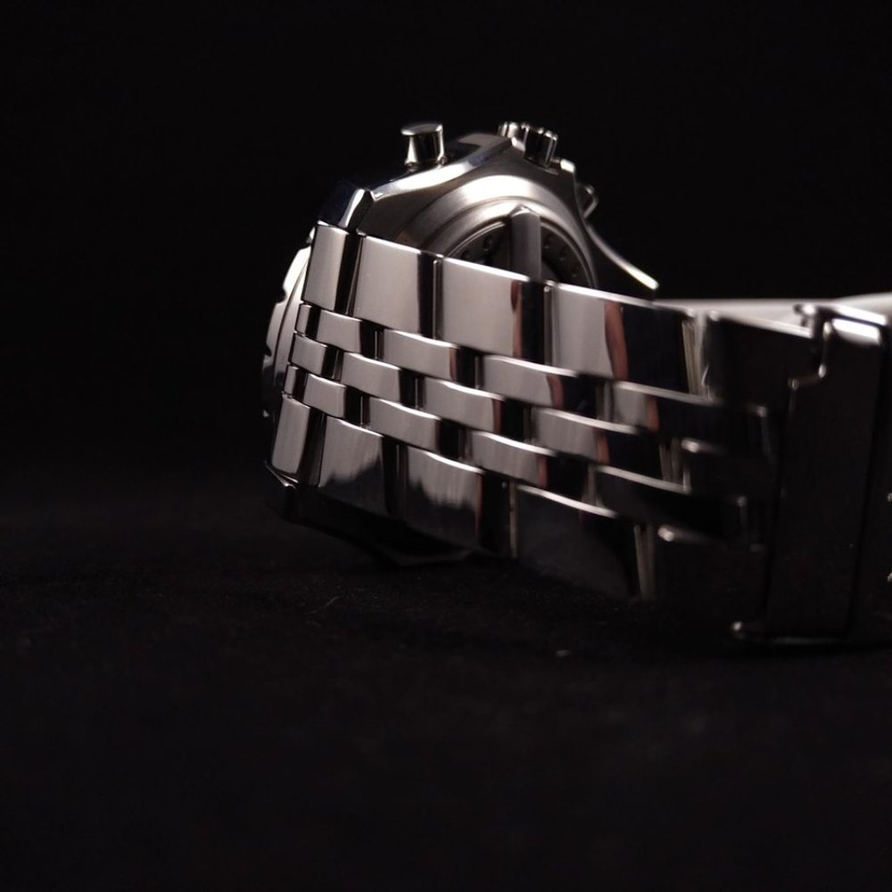 Breitling Bentley 6.75 Automatic Mens Watch - Picture 4 of 8
